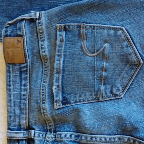 AE Skinny distressed jeans Size 4 - Picture 3 of 15